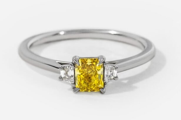 9ct Yellow Diamond Ring